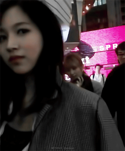 [twice] 오늘자 묘이 미나 미모.gif | 인스티즈