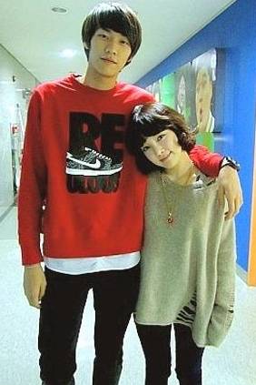 키큰 남자와 키작은 여자가 만났을때 키차이.jpgif | 인스티즈