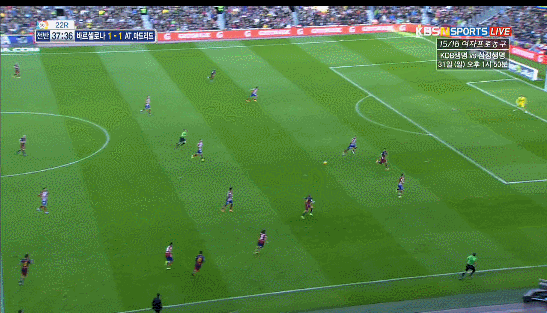 현존 3대 스트라이커 gif | 인스티즈