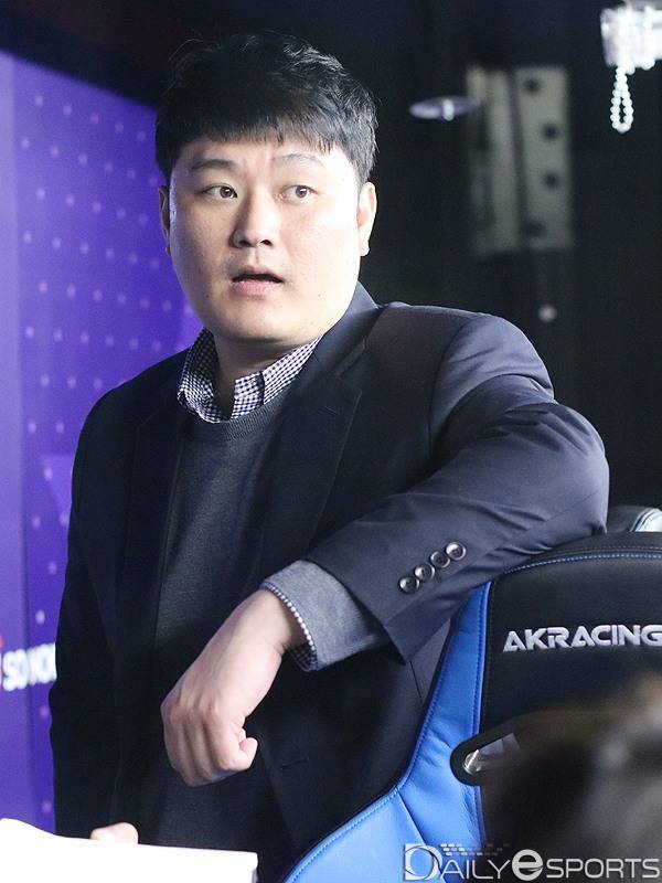 롤판 최고의 감독.jpg | 인스티즈