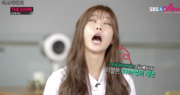 유라 자는모습 따라하는 혜리.gif | 인스티즈