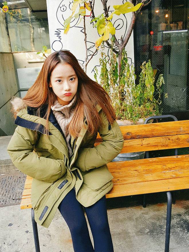 여친룩의 정석 에이프릴 나은 | 인스티즈