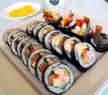 떡볶이와 곁들어 먹을수 있다면 본인의 선택은??? (이것들 중 단 하나만) | 인스티즈