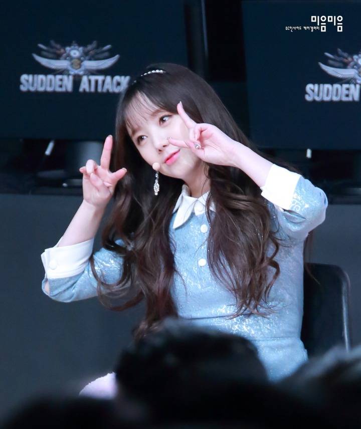 [러블리즈] 아침부터 속이 더부룩해서 케이 | 인스티즈