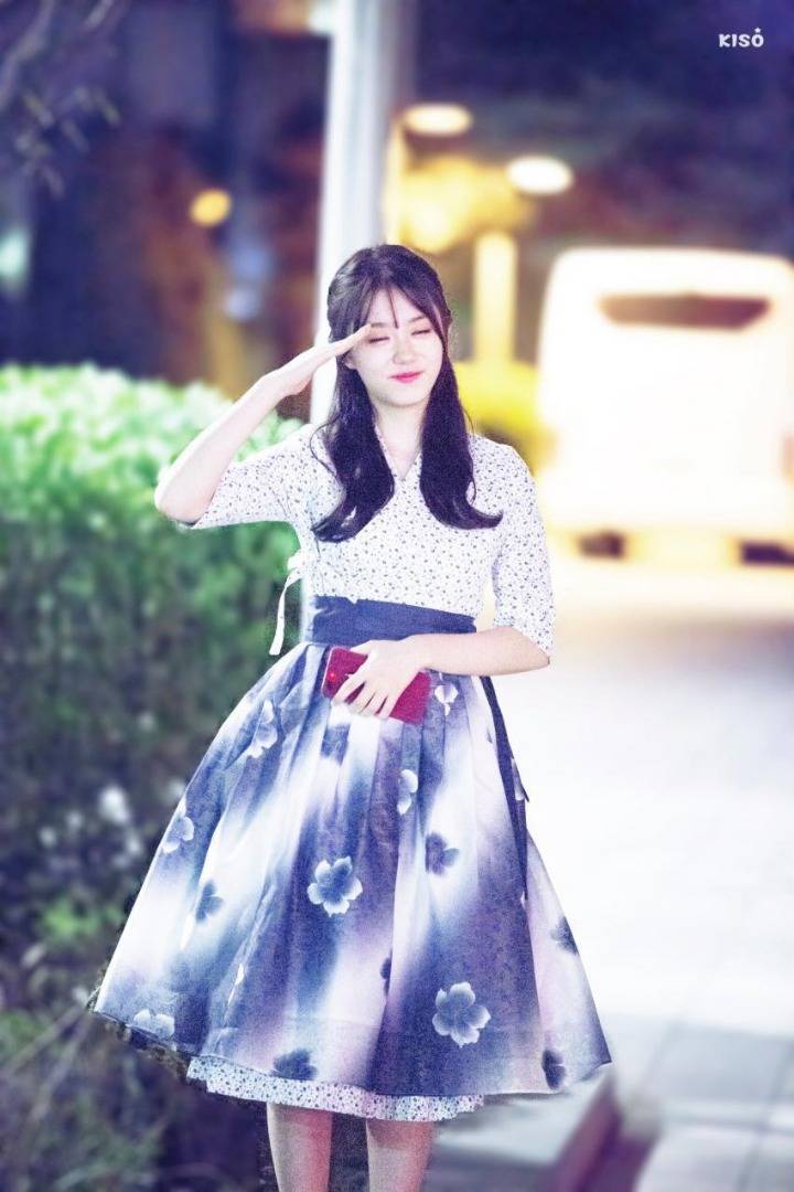 우리혜 충성충성.gif | 인스티즈