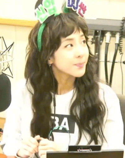 전문의들이 말하는 전형적인 동안얼굴비율을 완벽하게 타고난 여자연예인 | 인스티즈