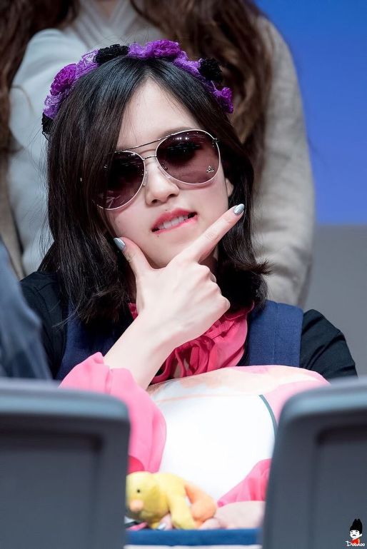 선글라스 쓰면 평범해지는 트와이스 미나 | 인스티즈