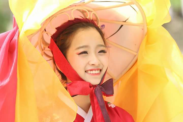 한국민속촌 미소기생.jpg | 인스티즈