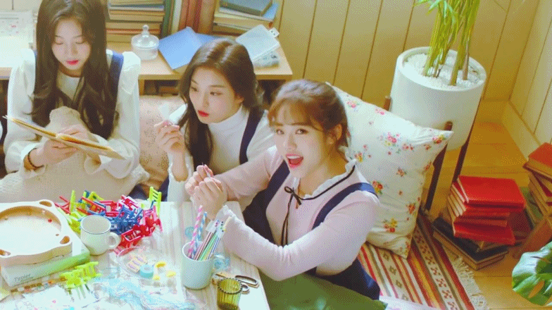 fromis_9 - 유리구두 MV 움짤 (이나경,박지원) | 인스티즈