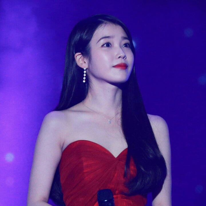 아이유 | 인스티즈