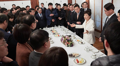 청와대 기자단의 호시절.jpg | 인스티즈