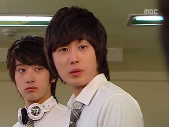 [거침없이하이킥] 짜리 강유미VS목돌이 나혜미.jpg | 인스티즈