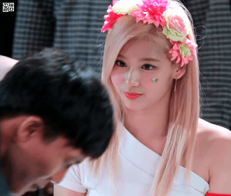 [트와이스] 눈에 별 박은 사나 | 인스티즈