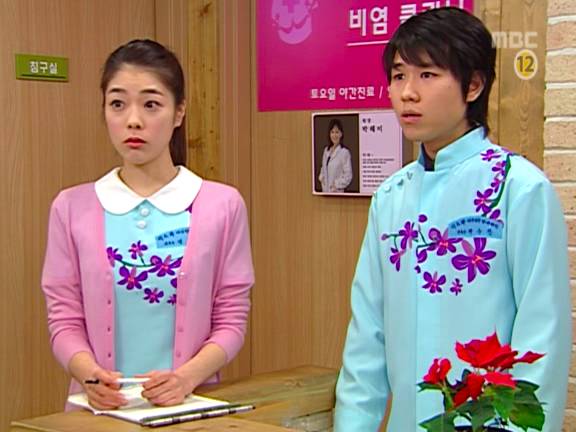 [거침없이하이킥] 민호보다 더 크게 다쳤는데 사람들이 몰라줘서 억울한 윤호.jpg | 인스티즈