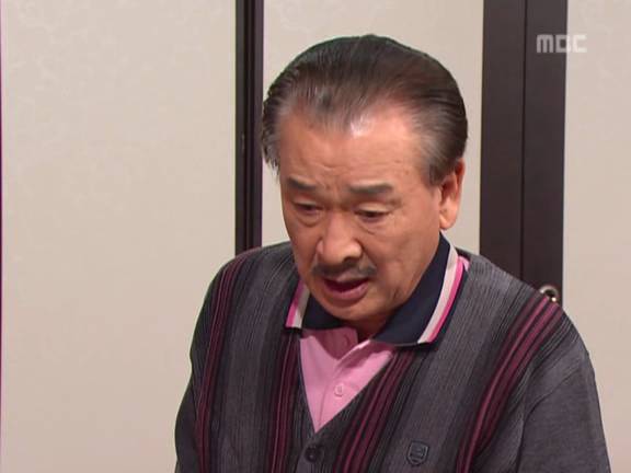 [거침없이하이킥] 순재에게 똥침당한 효자 준하.jpg | 인스티즈