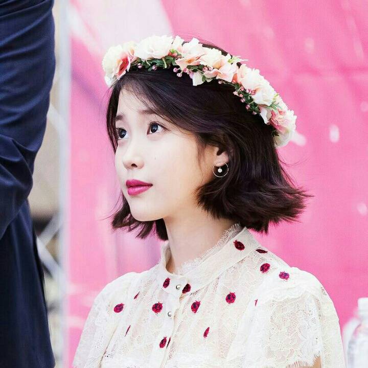 아이유 | 인스티즈