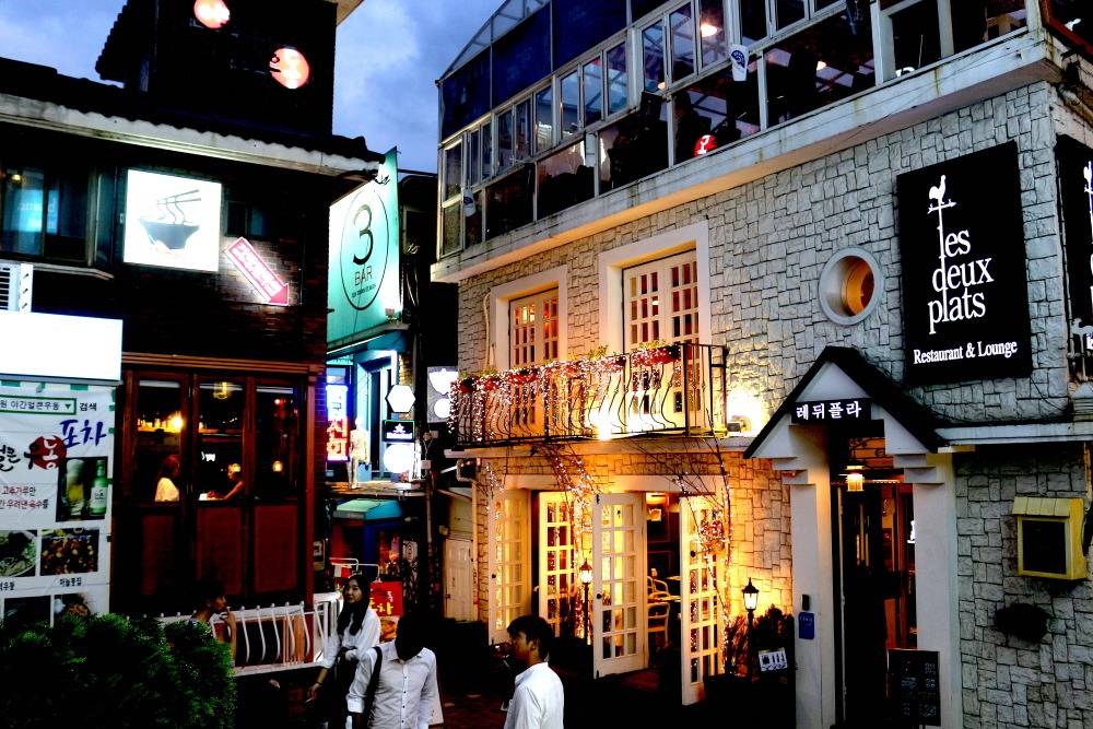 서울 번화가들중에서 가장 매력있고 특색있는 번화가라 생각함 | 인스티즈