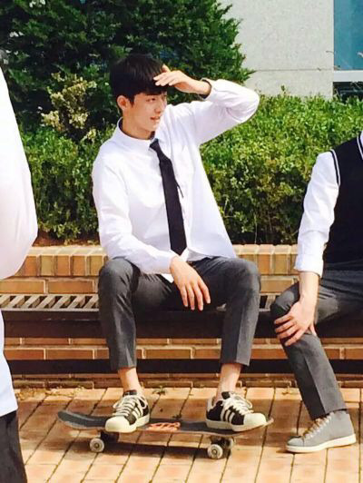 나이 어린 여자들이 전형적으로 좋아하는 남자 외모.jpg | 인스티즈