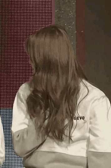 [러블리즈] 심야에 배가고프지만 참아야 할 것 같아서 미주 | 인스티즈