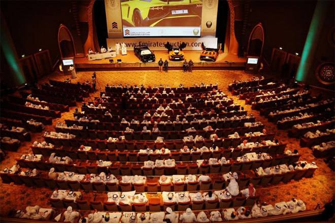 슈퍼카 보다 비싼 100억짜리 번호판 | 인스티즈