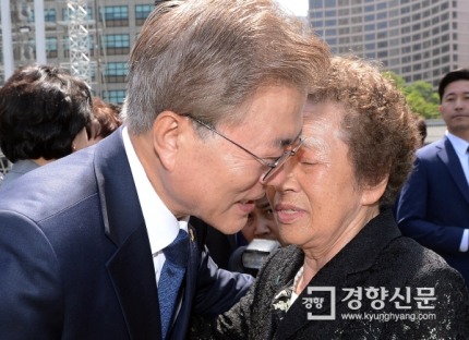 ＜연설문 문재인 대통령 6.10민주항쟁 30주년 기념사 전문 | 인스티즈