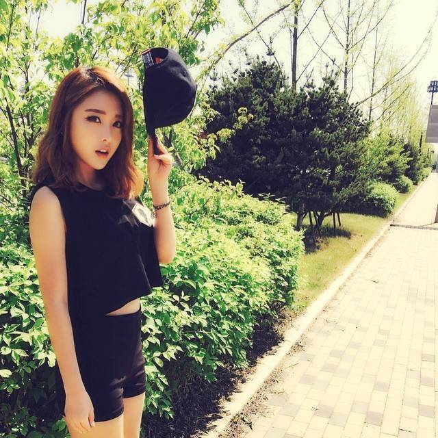 가수 홍진영 사복패션 | 인스티즈