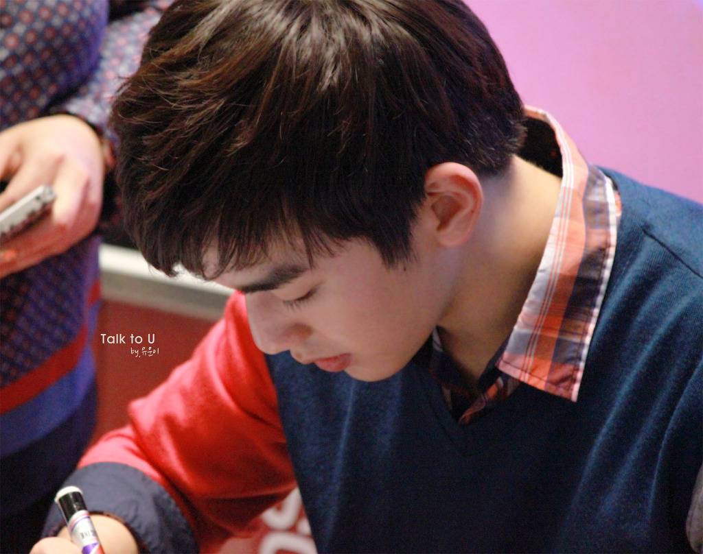 비슷한 나이로 비교해보는 유승호 vs 원빈 | 인스티즈