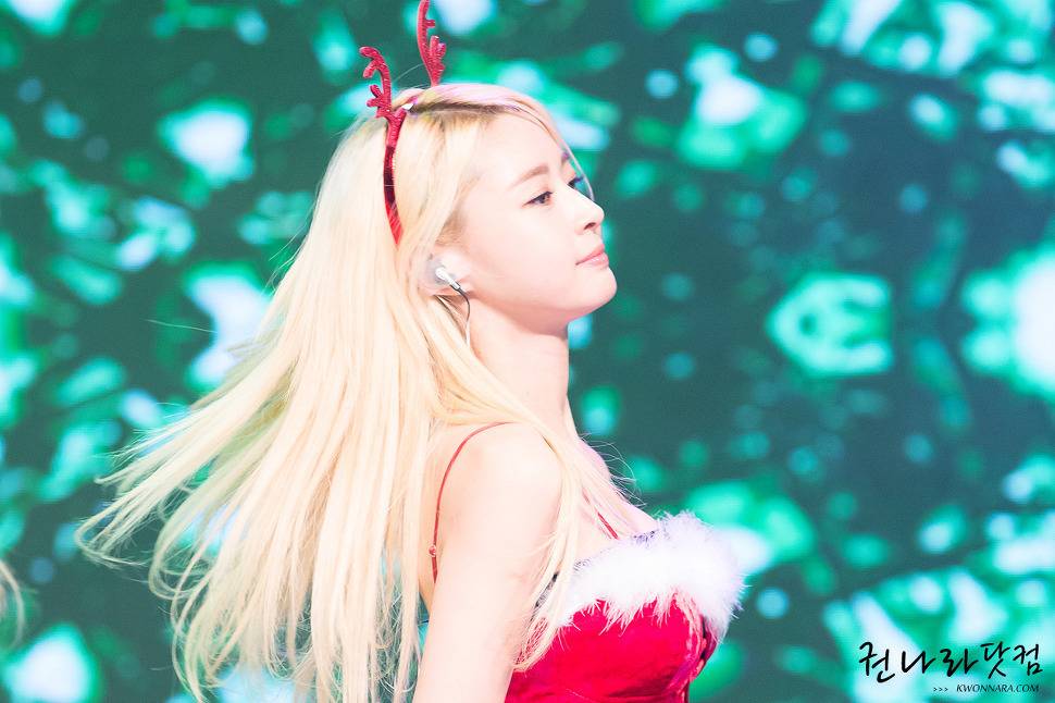 산타로 코스프레한 헬로비너스 나라.jpg | 인스티즈