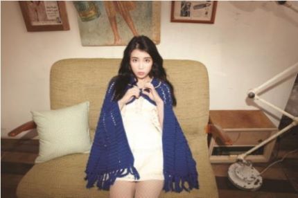 로리타 컨셉이 의심되는 아이유 | 인스티즈