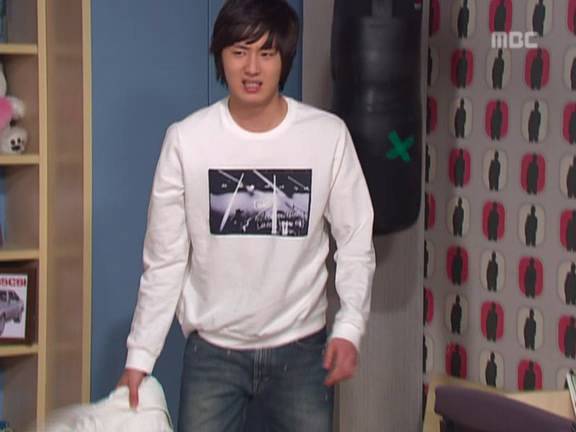 [거침없이하이킥] 민호보다 더 크게 다쳤는데 사람들이 몰라줘서 억울한 윤호.jpg | 인스티즈