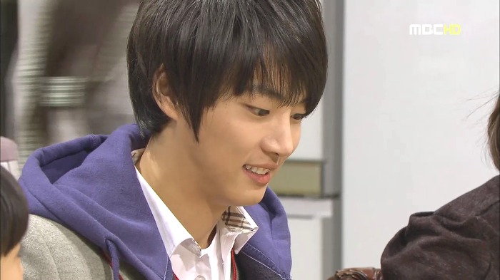 [지붕뚫고하이킥] 해줄 수 있는게 이거 밖에 없어서(준혁이 생일).jpg | 인스티즈