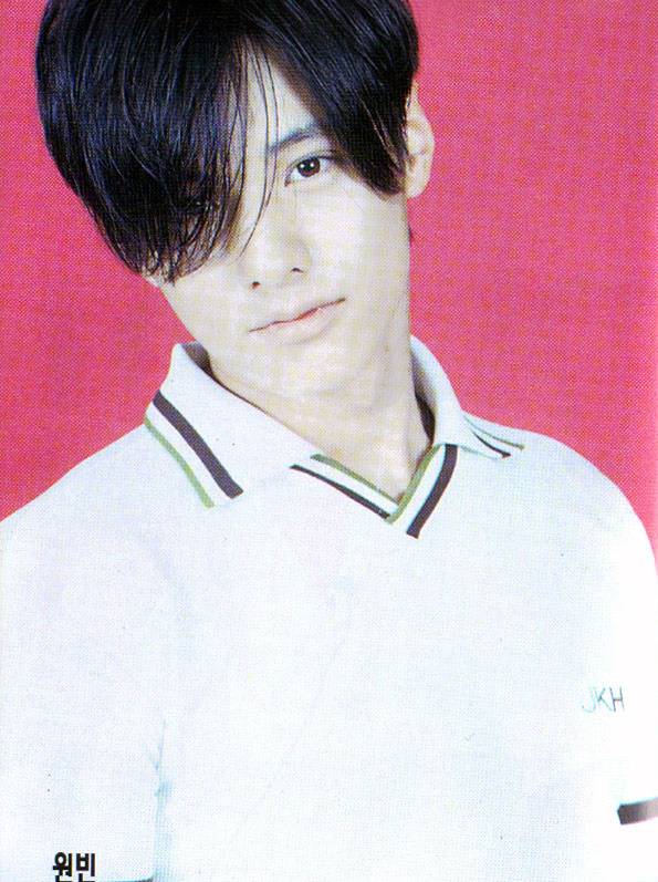 비슷한 나이로 비교해보는 유승호 vs 원빈 | 인스티즈