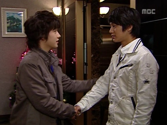 [거침없이하이킥] 범이-민호 잘못된 만남 ㅋㅋㅋㅋㅋㅋㅋㅋ.jpg | 인스티즈