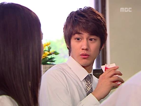 [거침없이하이킥] 짜리 강유미VS목돌이 나혜미.jpg | 인스티즈