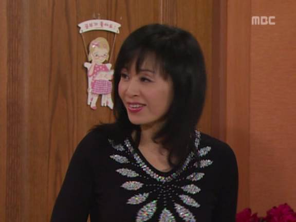 [거침없이하이킥] 순재에게 똥침당한 효자 준하.jpg | 인스티즈