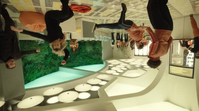 주인공이 정신병원에서 여자친구를 사겼는데 신체접촉을 못하게 함 | 인스티즈