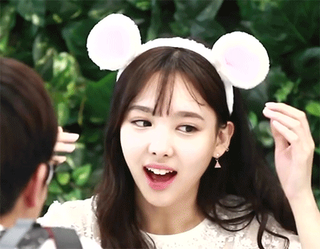 [트와이스] 눈웃음 날리는 임나연 | 인스티즈