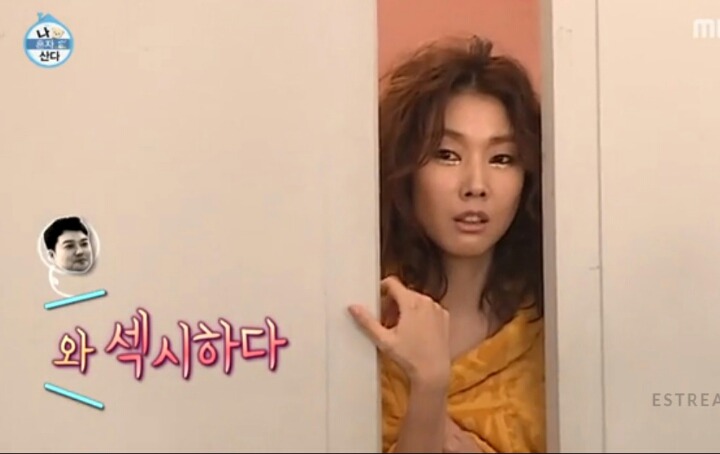 카메라로 찍고 있는대도 한혜진에 대한 진심을 털었던 전현무 | 인스티즈