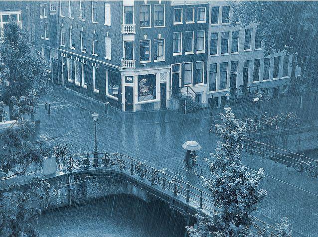 괜히 우울하고 기분 이상하게 만드는날 .jpg | 인스티즈