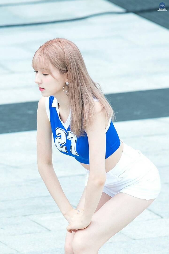 밖에서 새가 기분좋게 울어서 우주소녀 은서 | 인스티즈