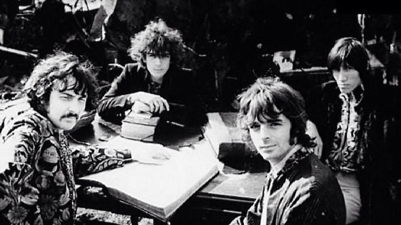 음식을 버리고 음악을 선택한 나라 | 인스티즈