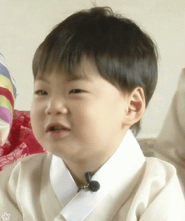 태어날때부터 윙크하던 아기 송만세.jpgif | 인스티즈