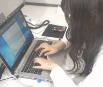 기계 좀 다룰 줄 아는 러블리즈 케이 gif | 인스티즈
