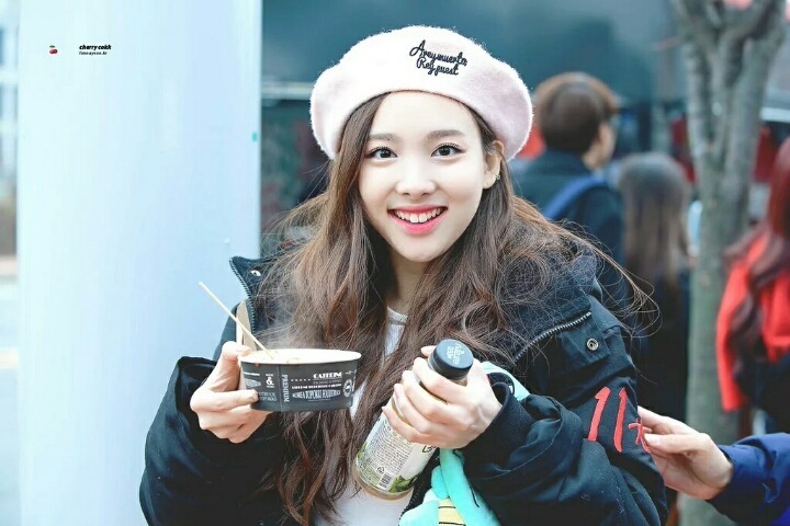 보기만 해도 기분이 좋아지는 트와이스 임나연 | 인스티즈