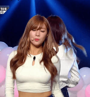 하영이의 몸매는 진짜다.gif | 인스티즈