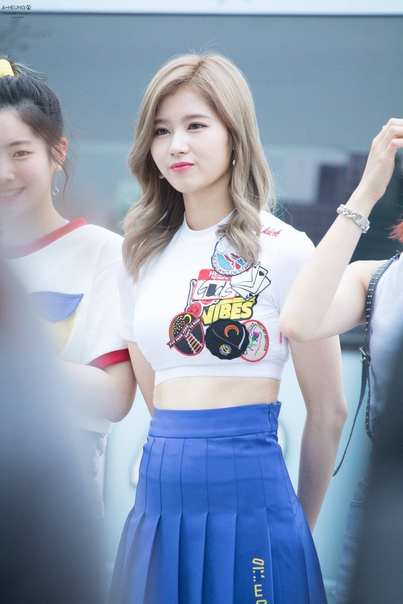 살찔 기미가 보이는 사나.jpg | 인스티즈