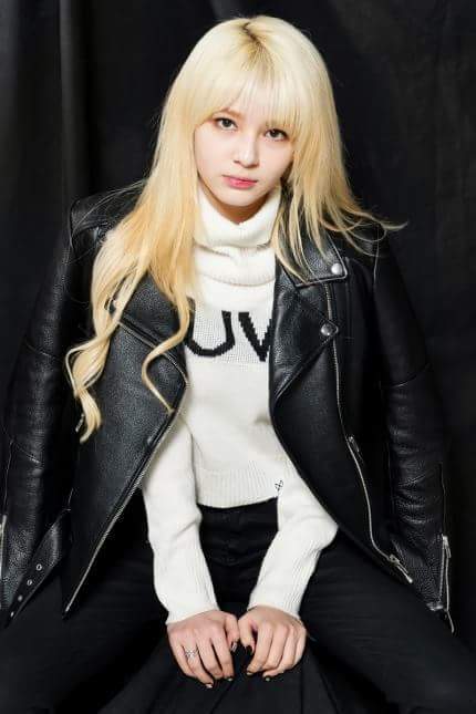 금발한 샤넌 | 인스티즈