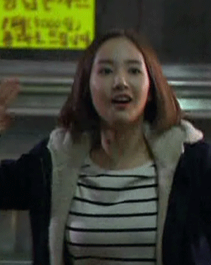 단추학대하는 박민영.gif | 인스티즈