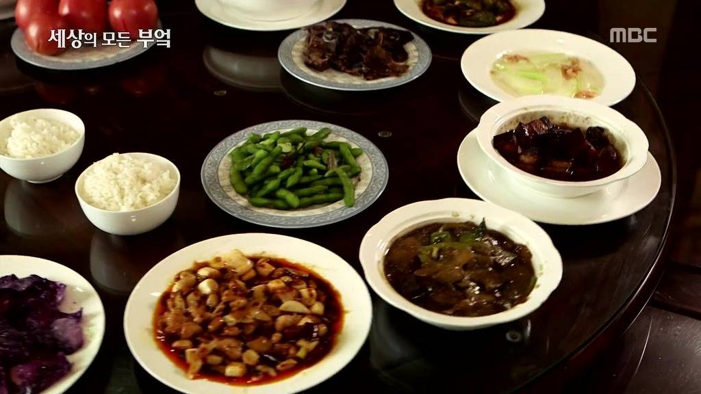 흔한 중국부자의 밥먹는 스케일.jpg | 인스티즈