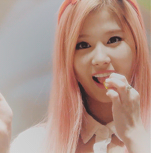 트와이스 사나 | 인스티즈